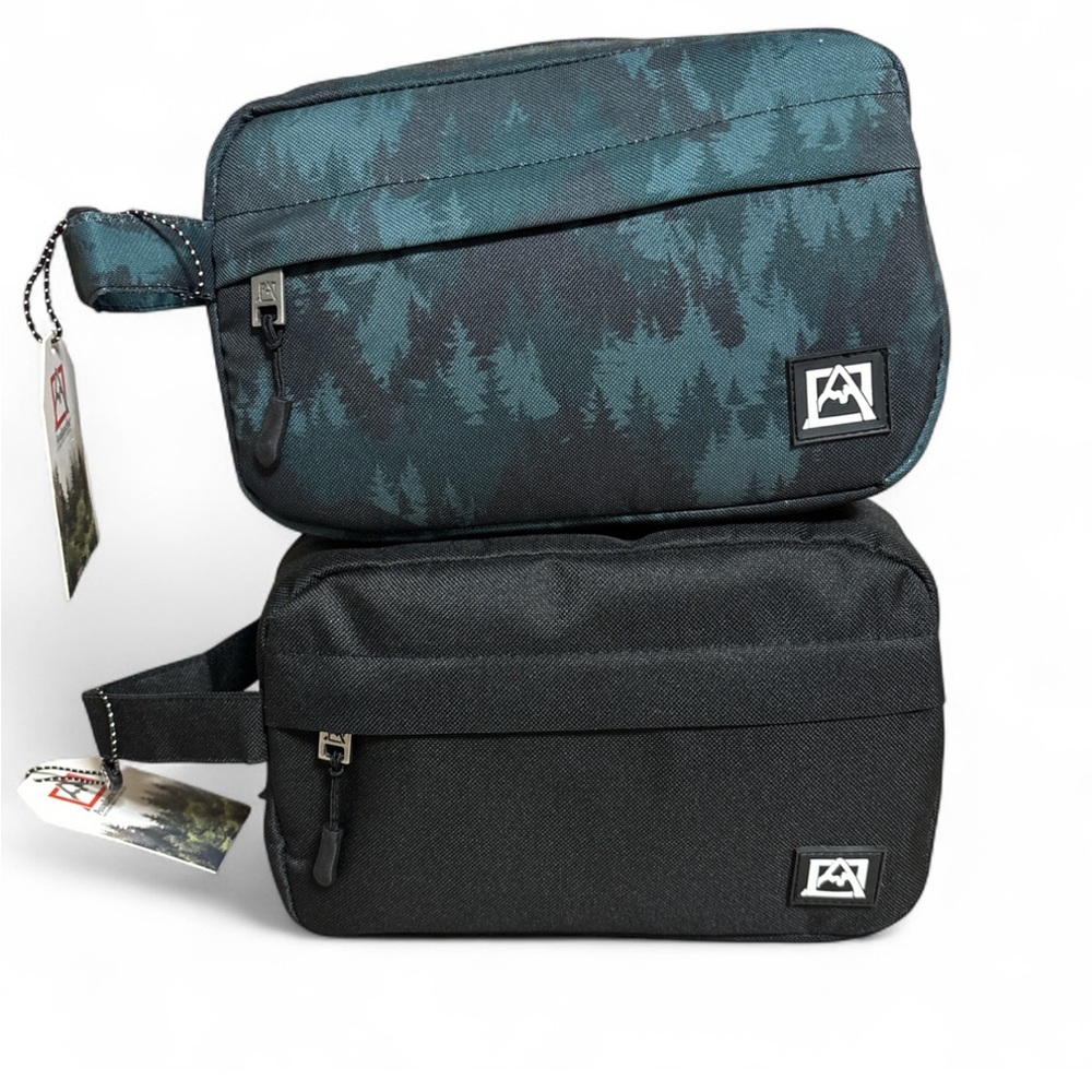 Bundle Avalanche Outdoor Supply Travel Case Stylish Black and Green Read Descrip